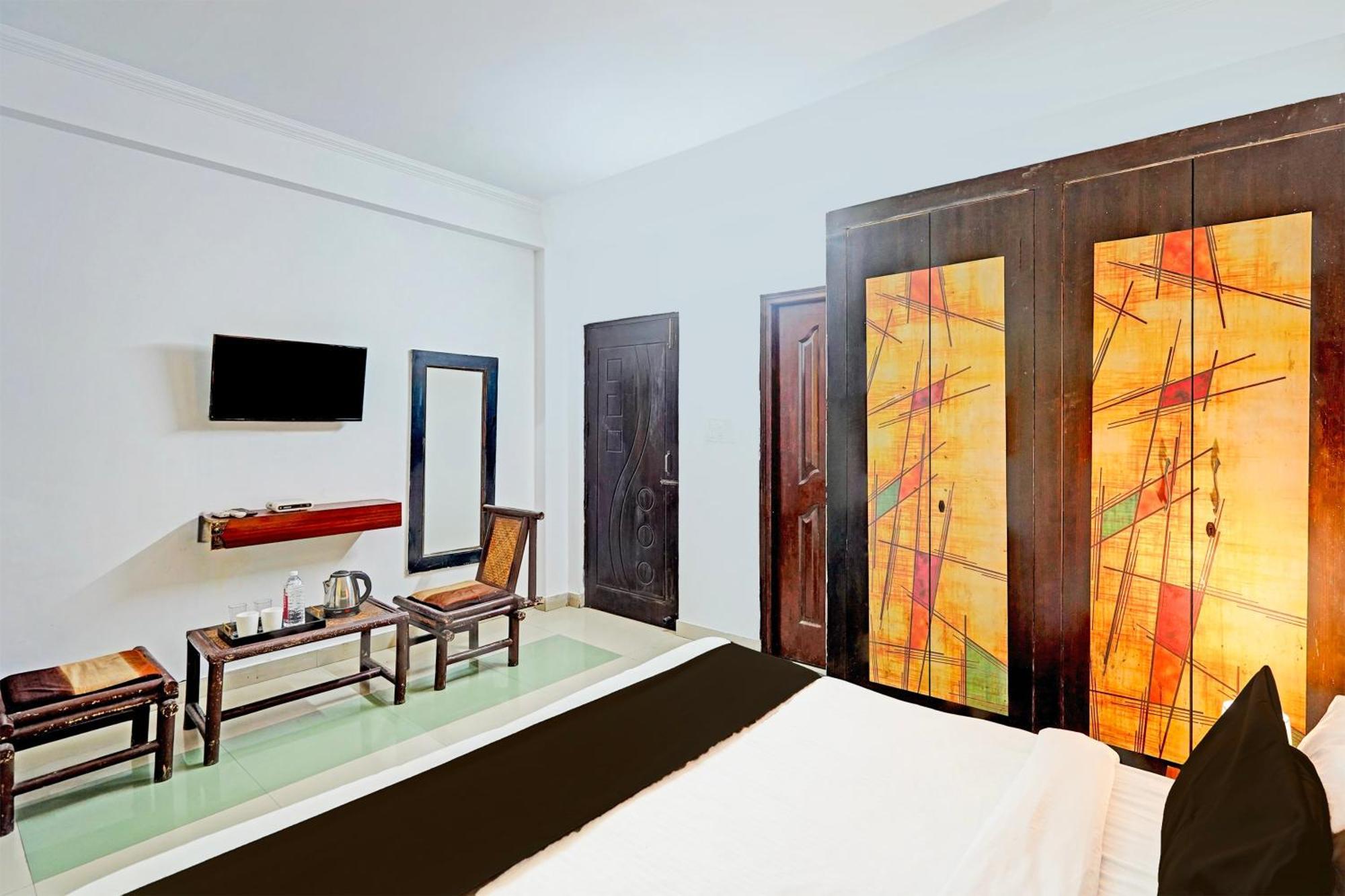 Super Hotel O Palm Dehradun Exterior photo