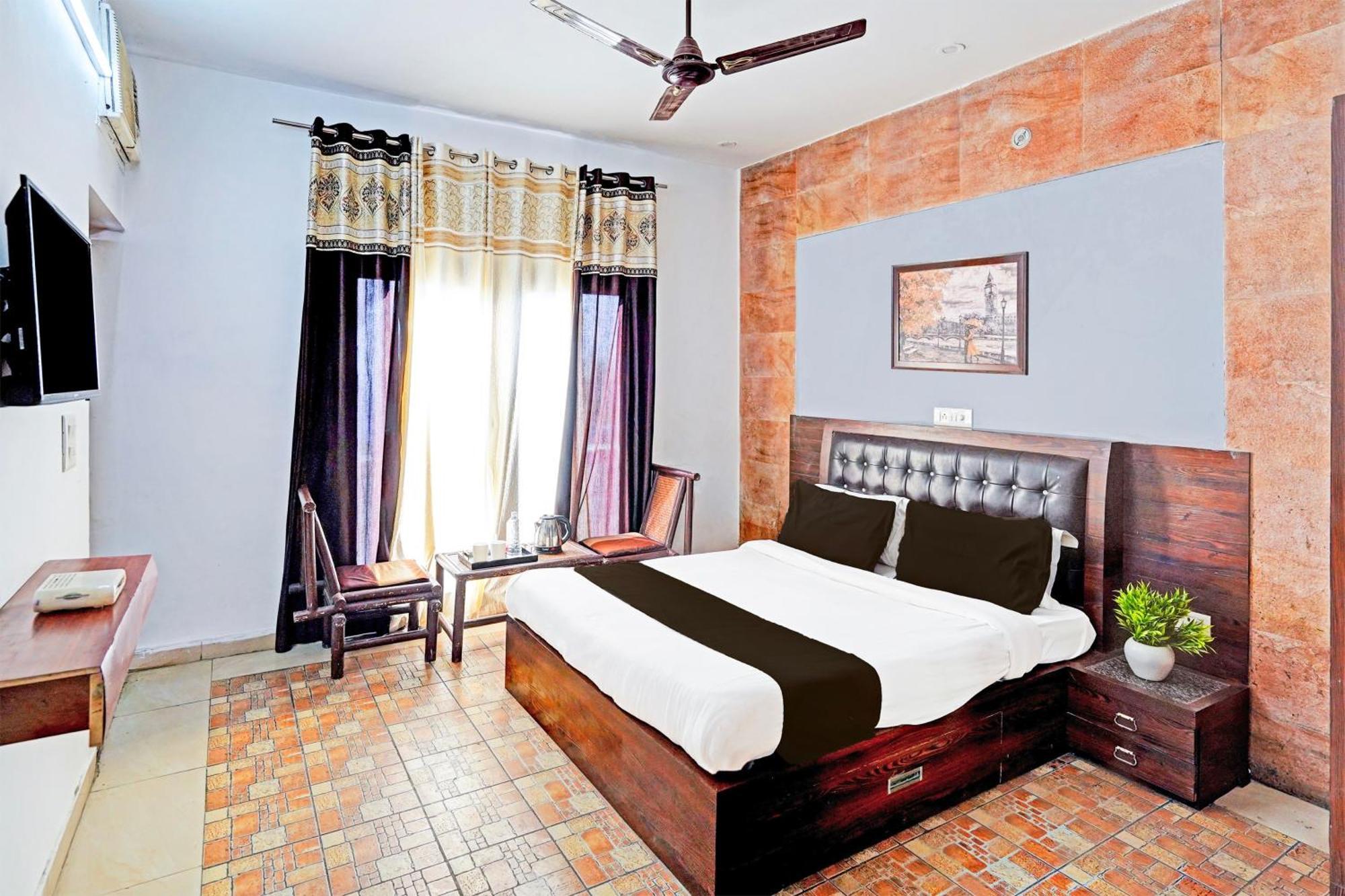 Super Hotel O Palm Dehradun Exterior photo