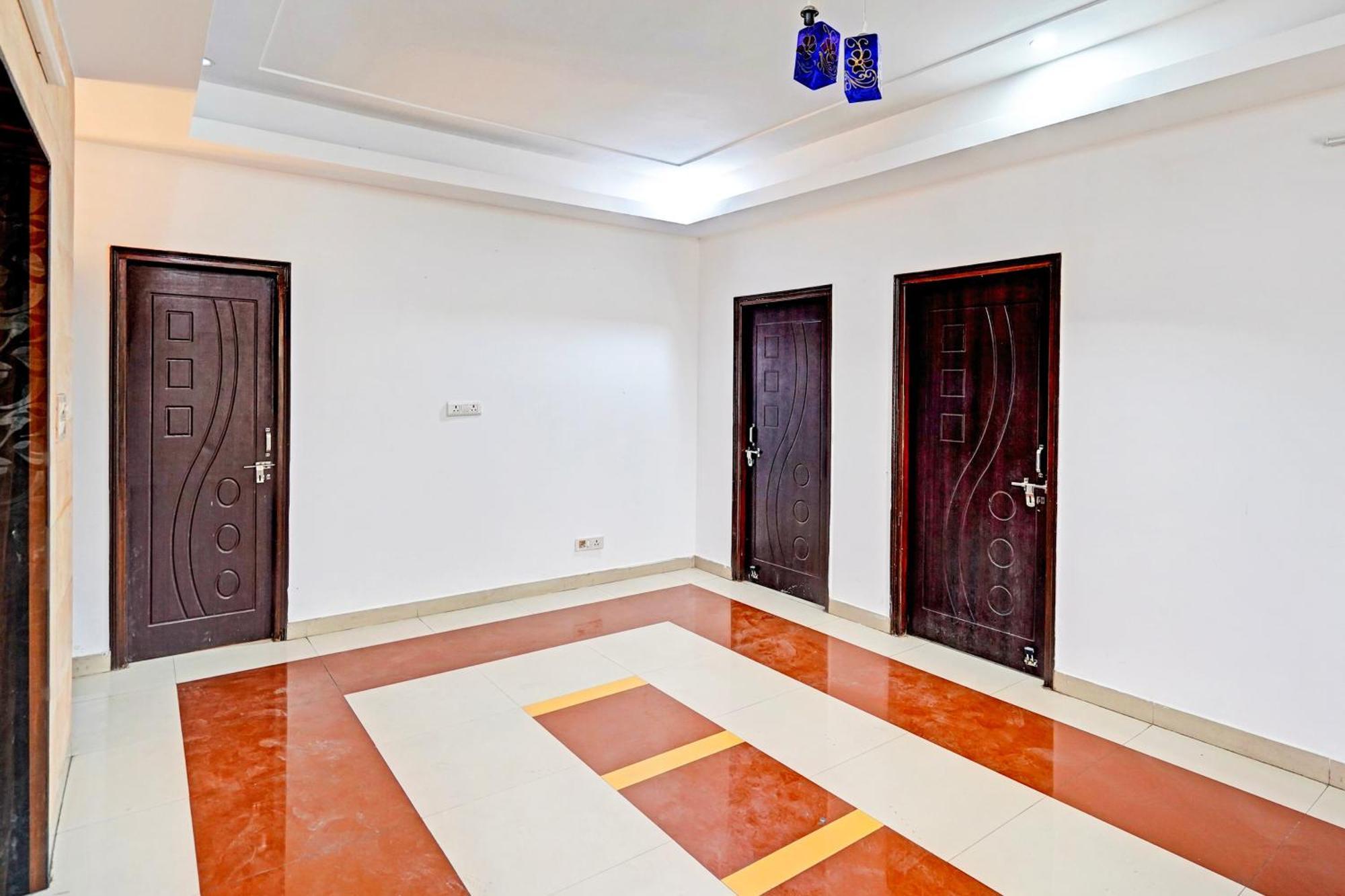Super Hotel O Palm Dehradun Exterior photo