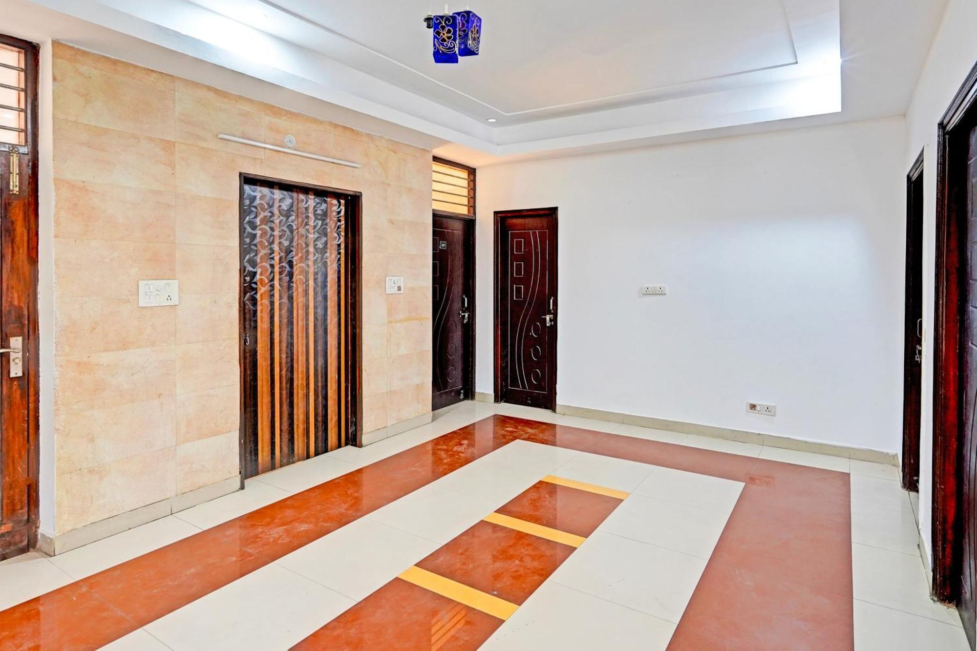 Super Hotel O Palm Dehradun Exterior photo
